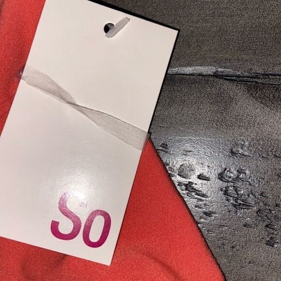 NWT SO brand tie strap romper - Picture 3 of 6